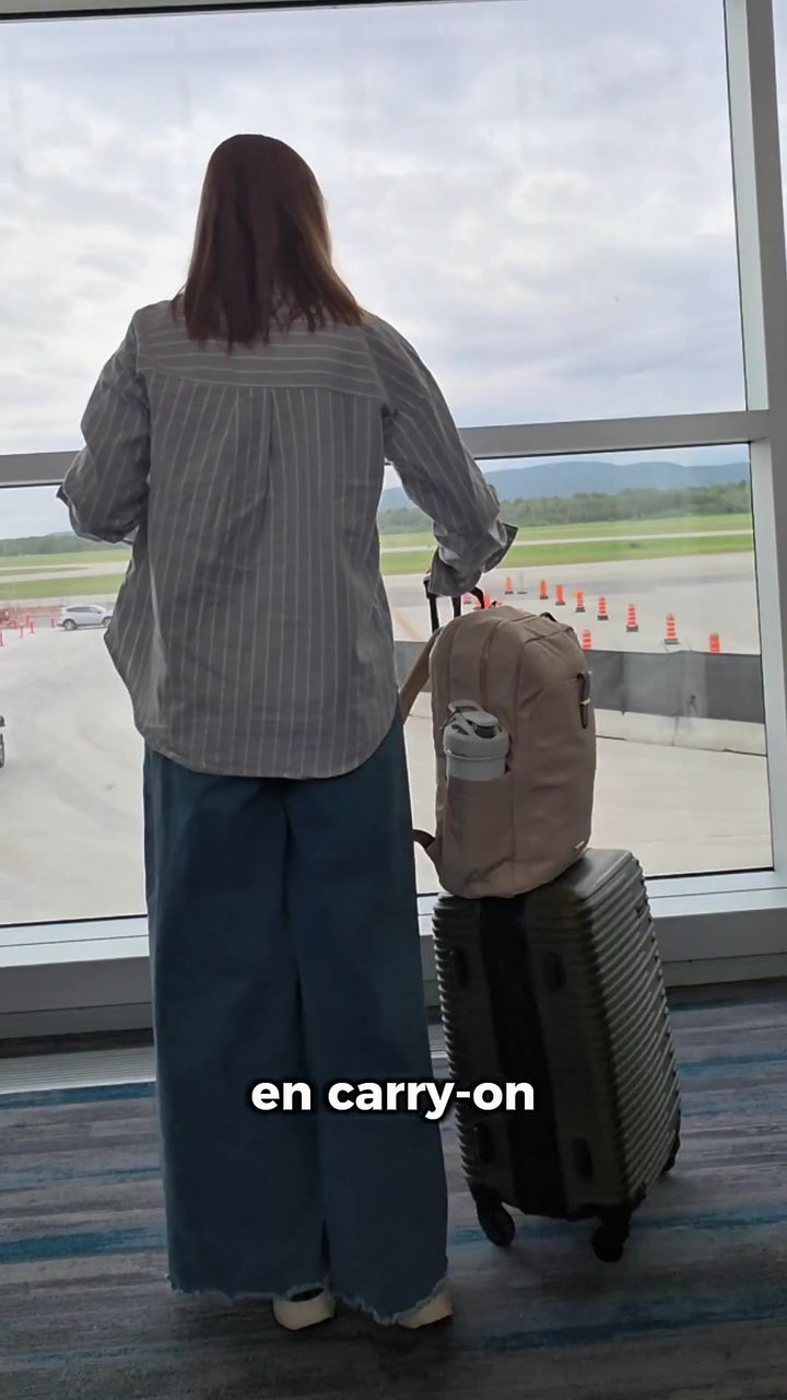Essentiels beauté en carry-on — astuces voyage à l'aéroport